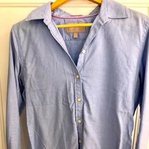 BR light blue collared shirt